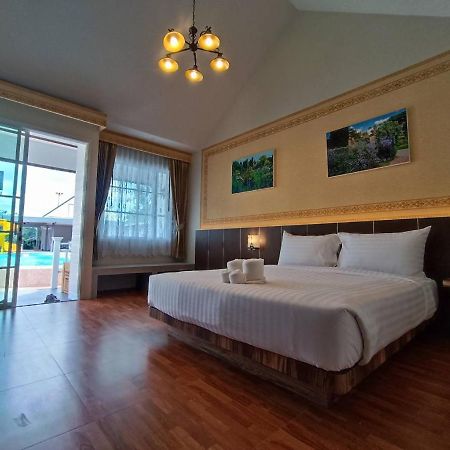 English Resotel : อิงลิช รีโซเทล Nakhon Si Thammarat Ngoại thất bức ảnh
