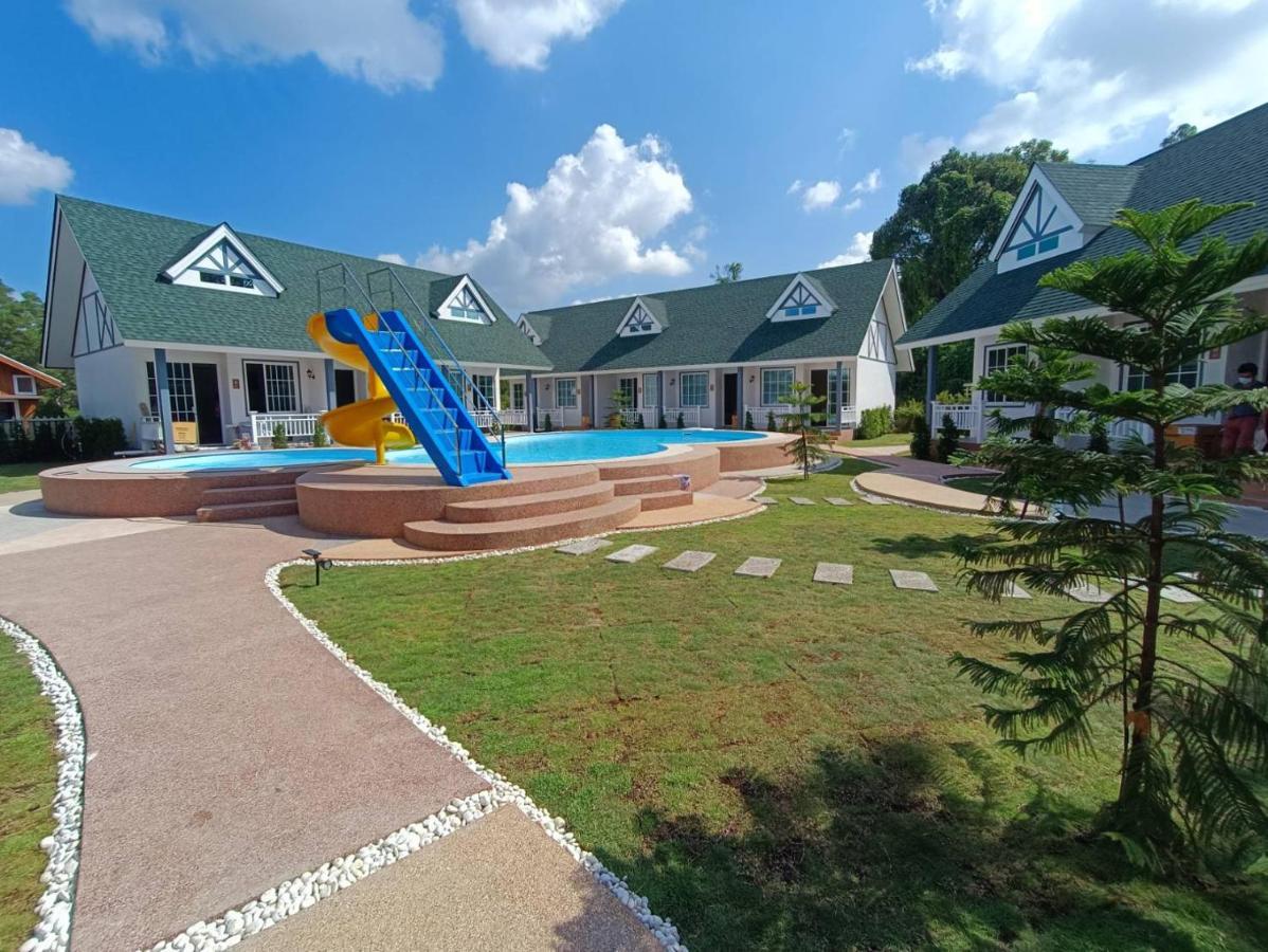 English Resotel : อิงลิช รีโซเทล Nakhon Si Thammarat Ngoại thất bức ảnh