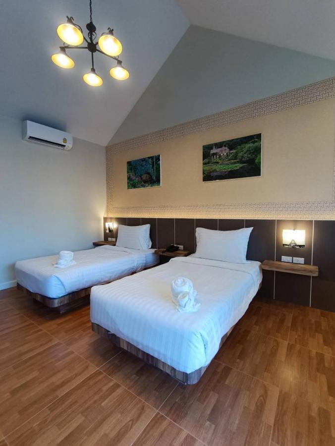 English Resotel : อิงลิช รีโซเทล Nakhon Si Thammarat Ngoại thất bức ảnh