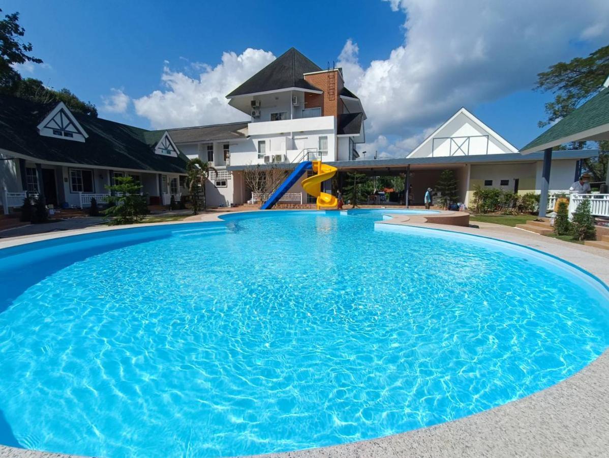English Resotel : อิงลิช รีโซเทล Nakhon Si Thammarat Ngoại thất bức ảnh